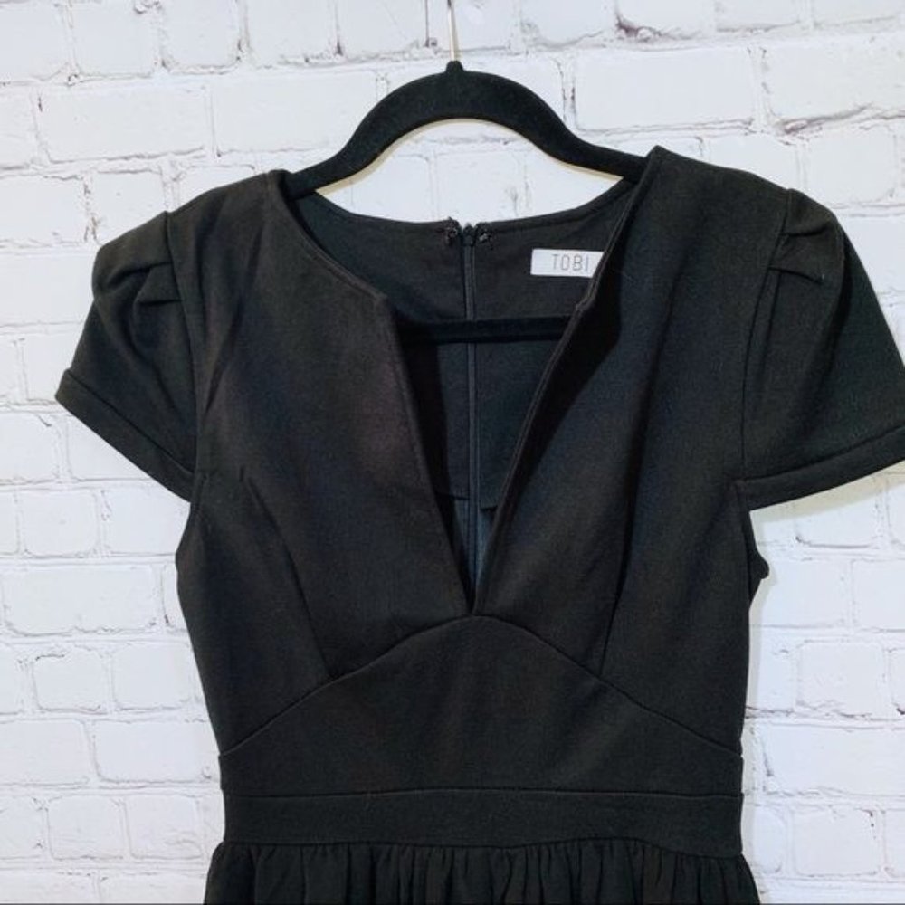 Tobi | Deep V Neck Little Black Dress Size M